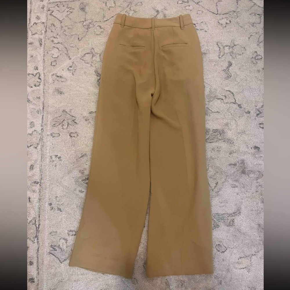 Aritzia Effortless Pants